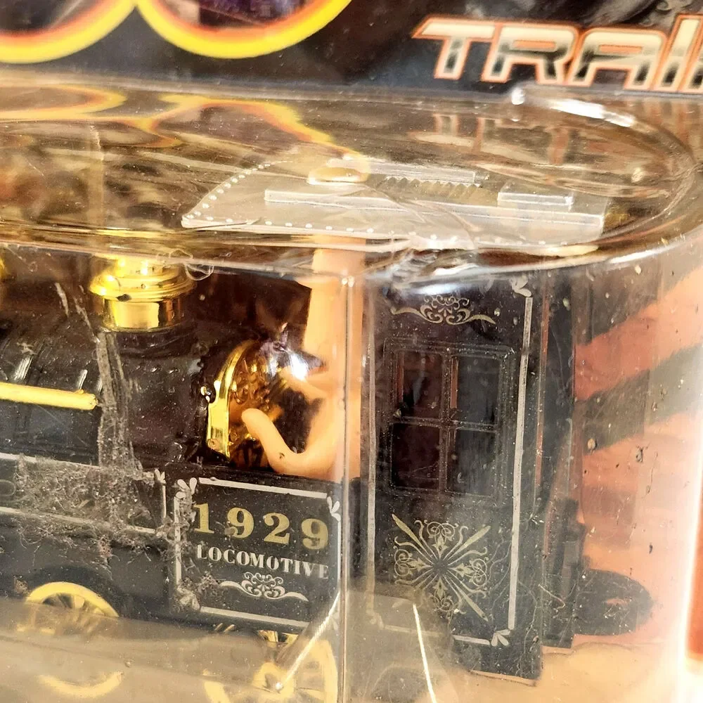 Vintage Style 1929 Locomotive Model NIB | Die-Cast Train w/ Light & Sound